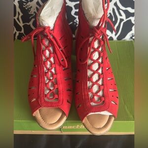 Earth Kristen Red Leather Lace-Up Sandals